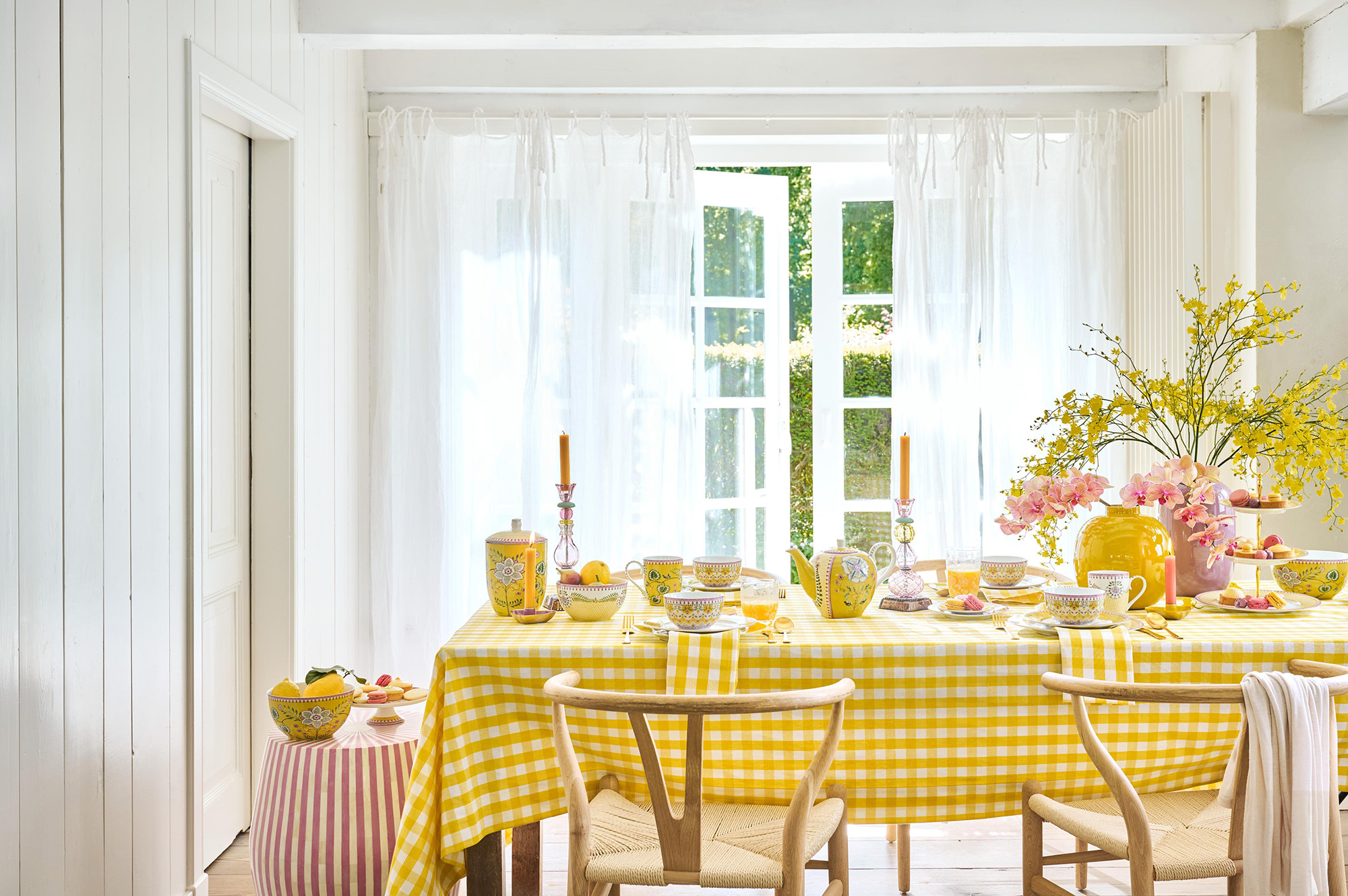 Pip Studio Essteller Lily & Lotus | Yellow