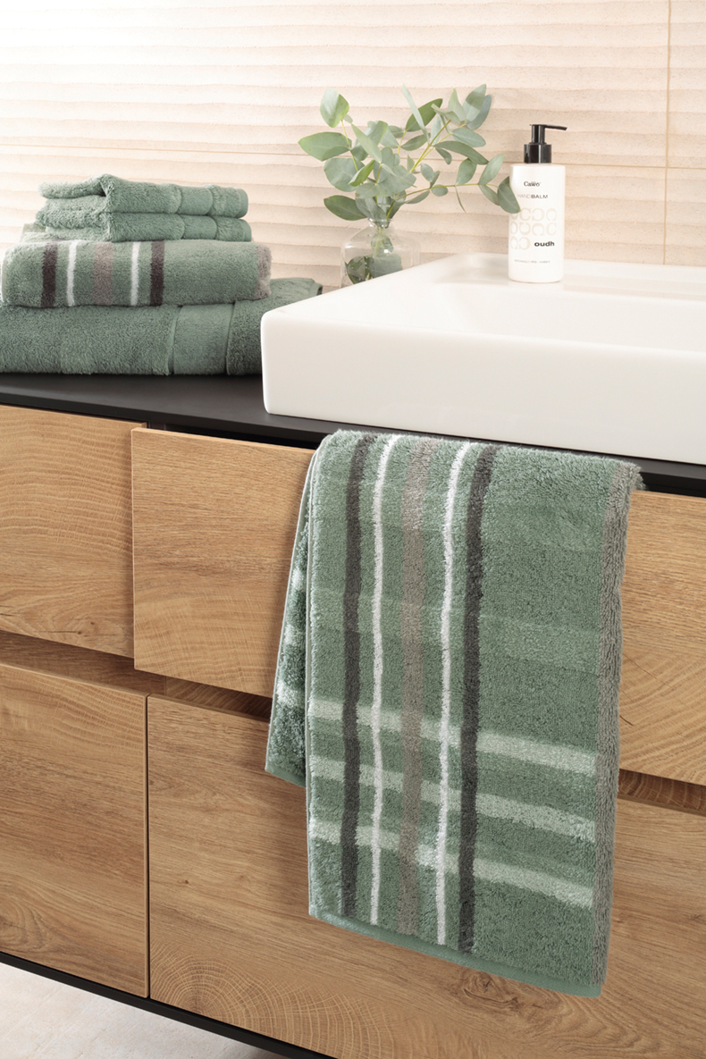 Cawö Handtuch Noblesse Check 1089 | 44 nordic green