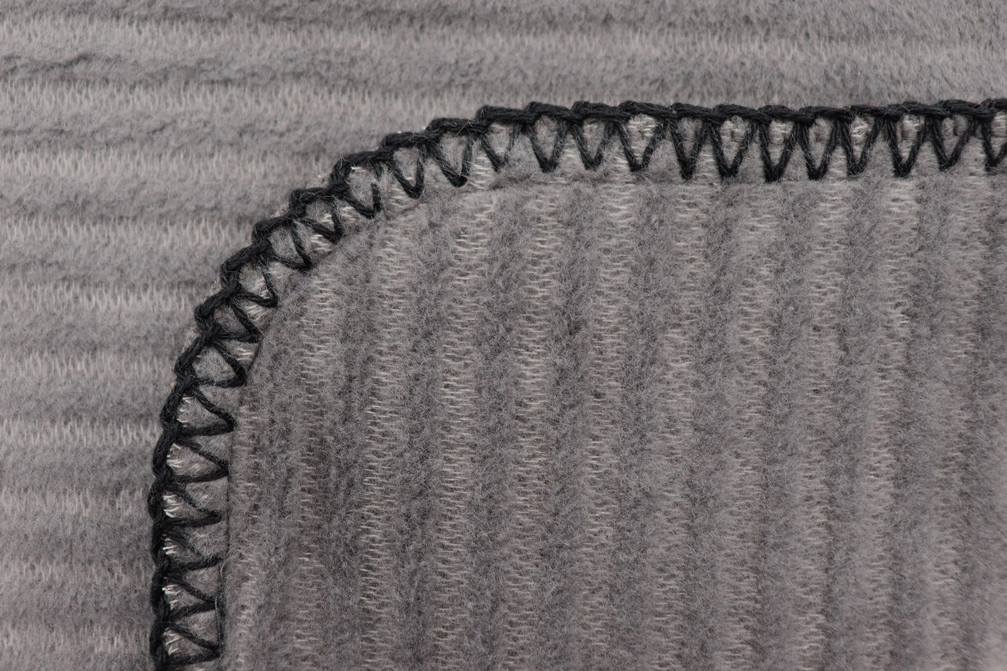 Biederlack Kissenhülle Feel Cord Dark