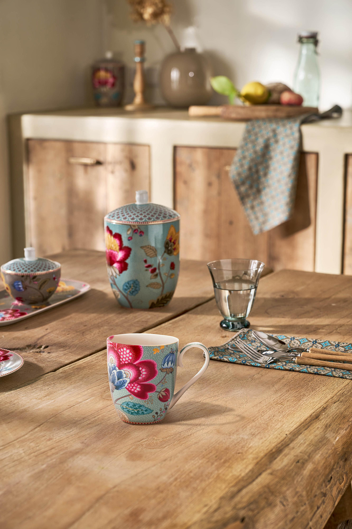 Pip Studio Tasse XL Blooming Tales | Fantasy Blue