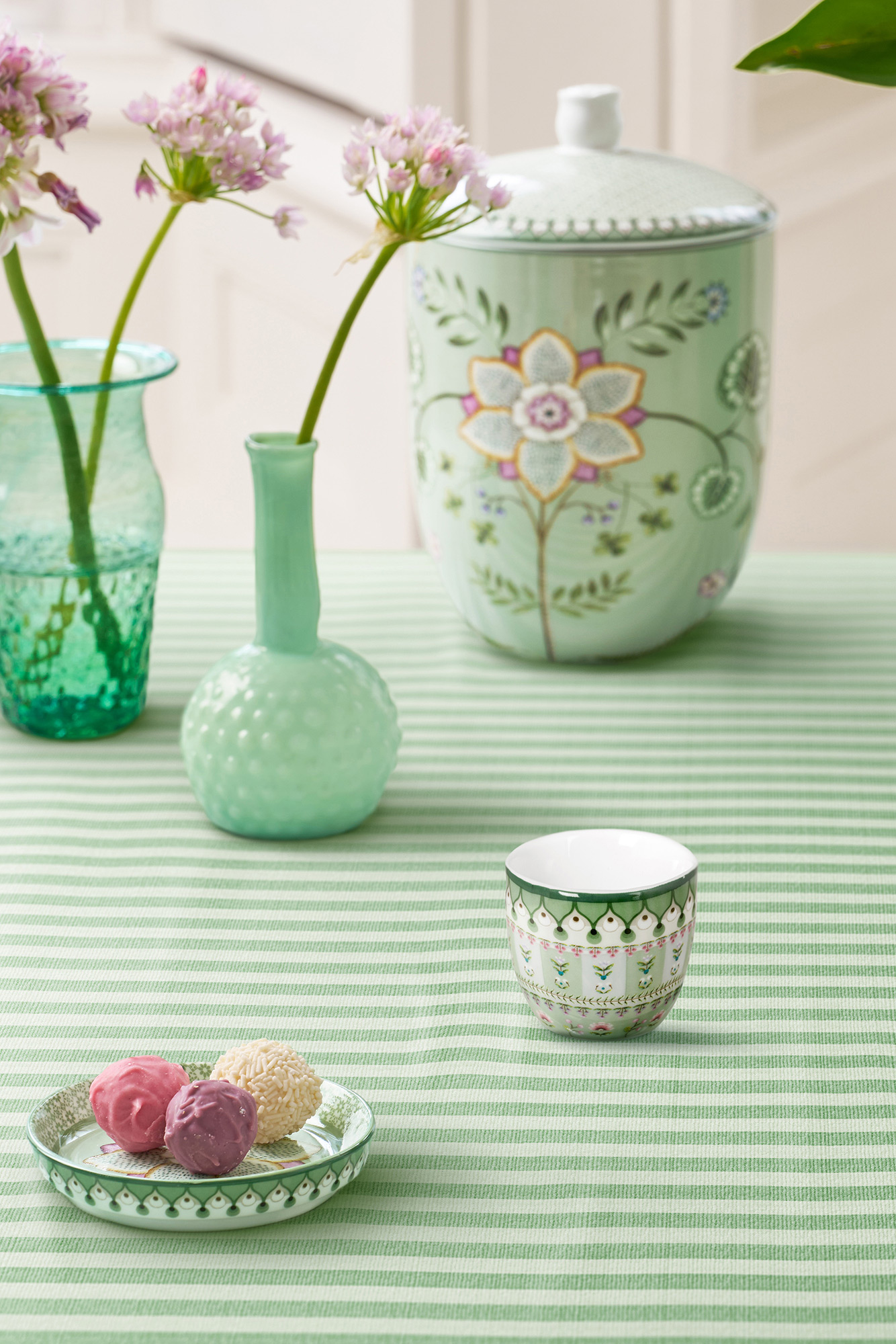 Pip Studio Eierbecher  Lily&Lotus | hellgrün