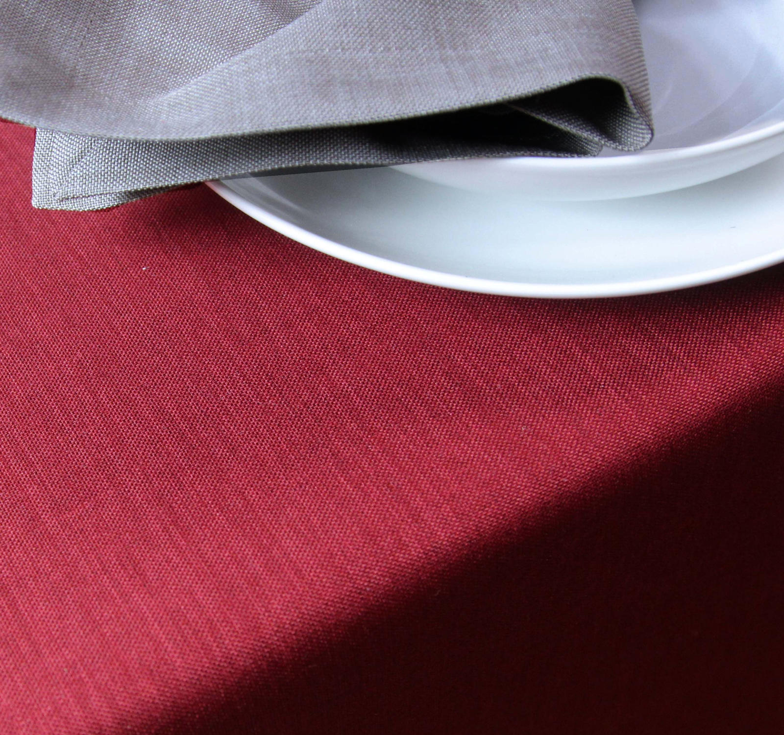 Sander Tischdecke Loft | 26 burgundy