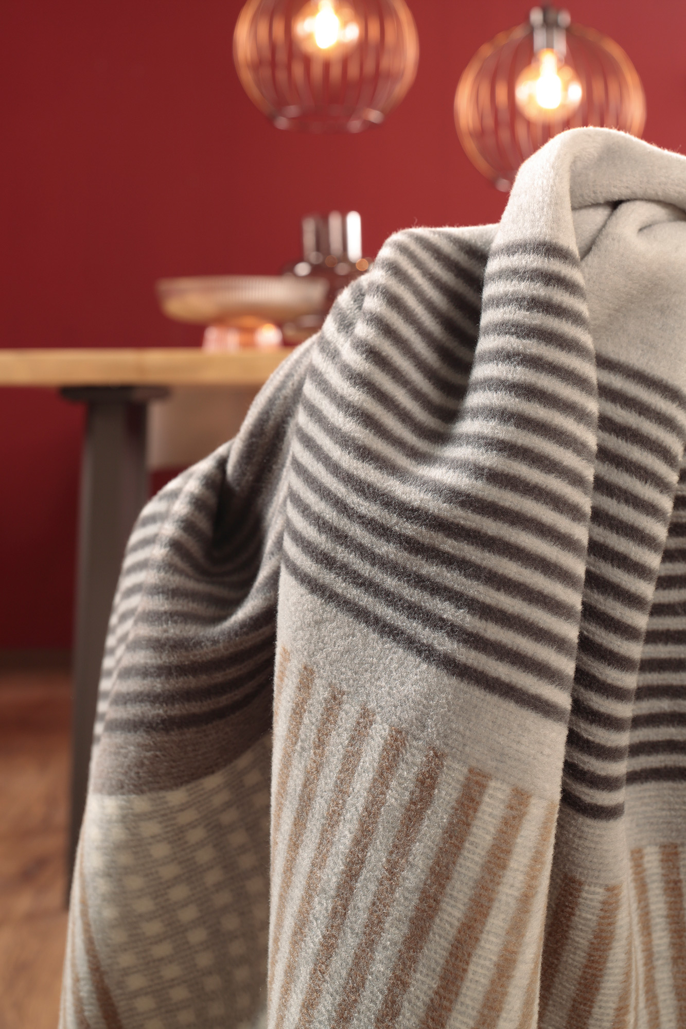 Biederlack Plaid / Wohndecke Maze stone