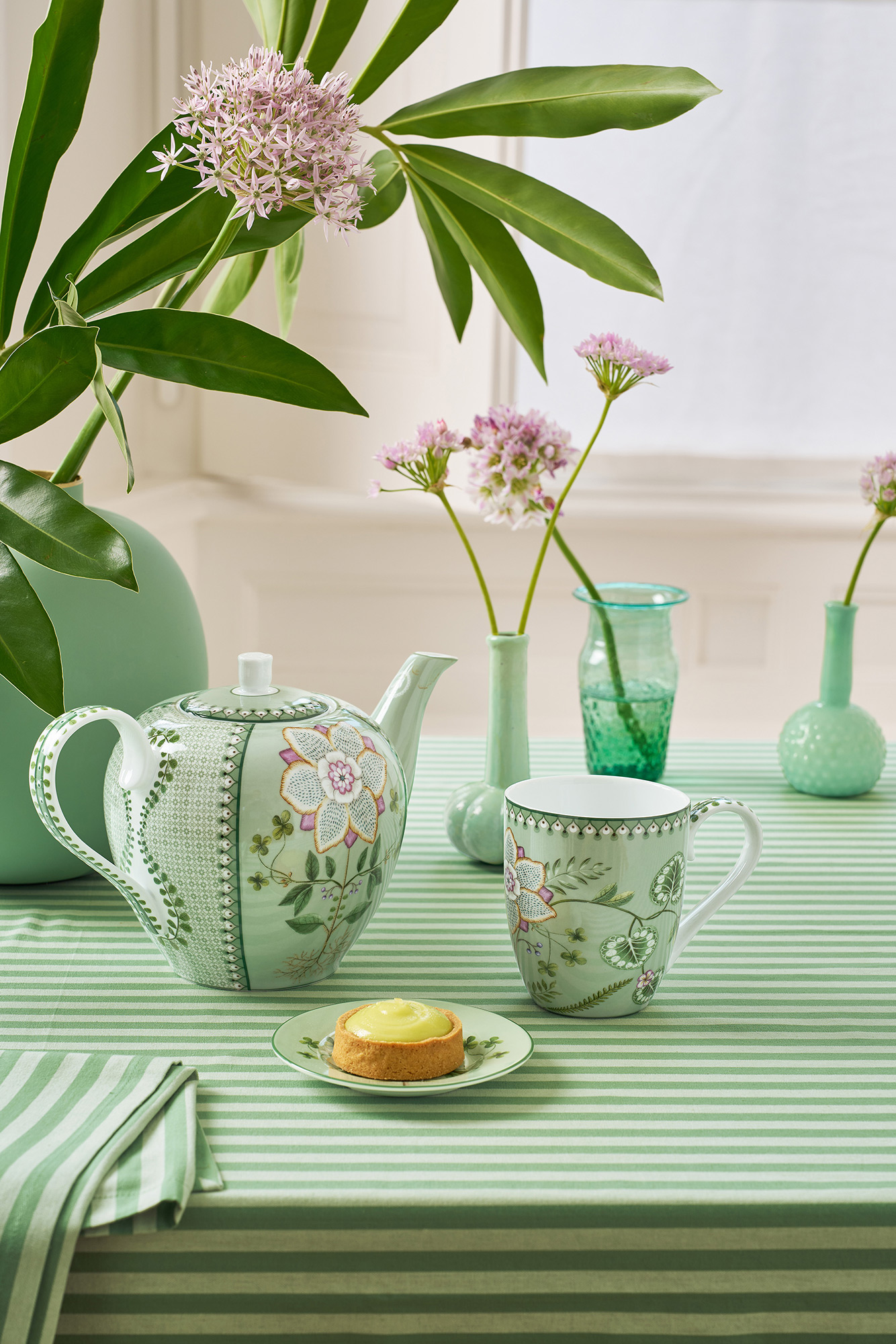 Pip Studio Tasse gross Lily&Lotus | hellgrün