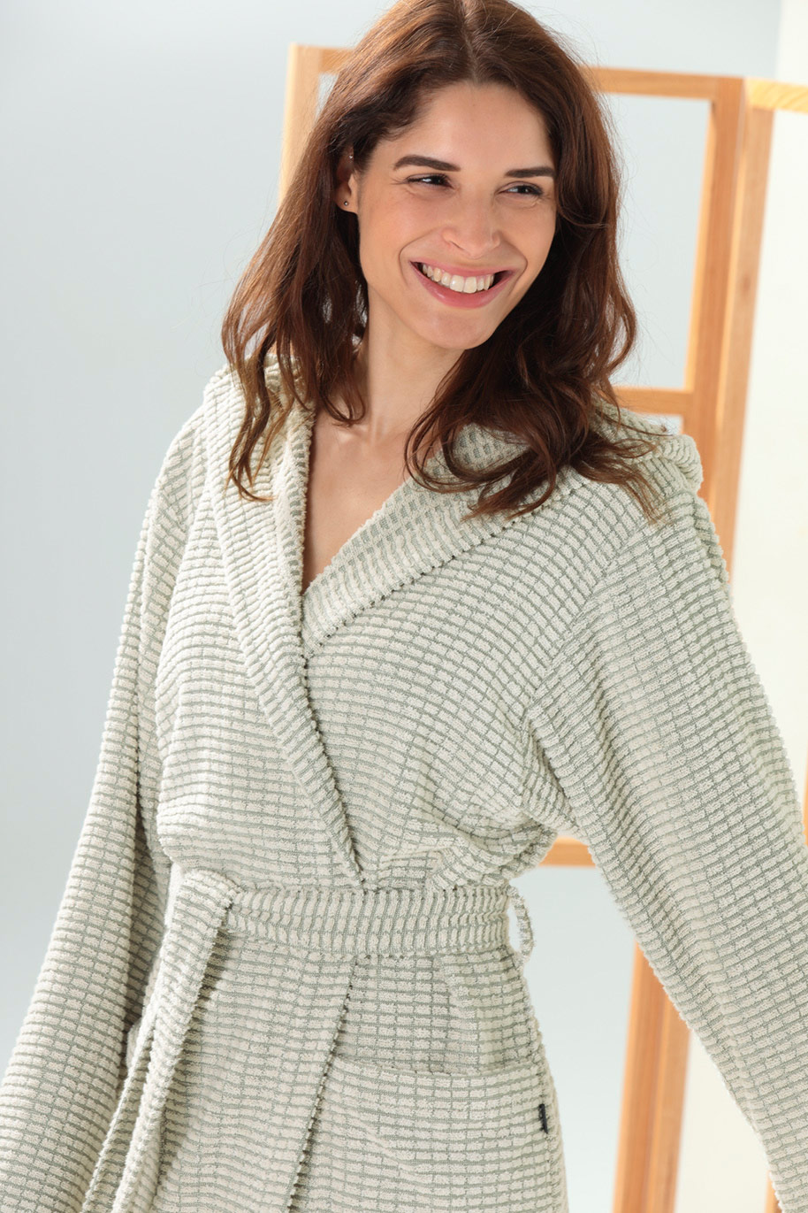 Cawö Damen Kapuze-Bademantel extraleicht  6137 | 34 natur-zi