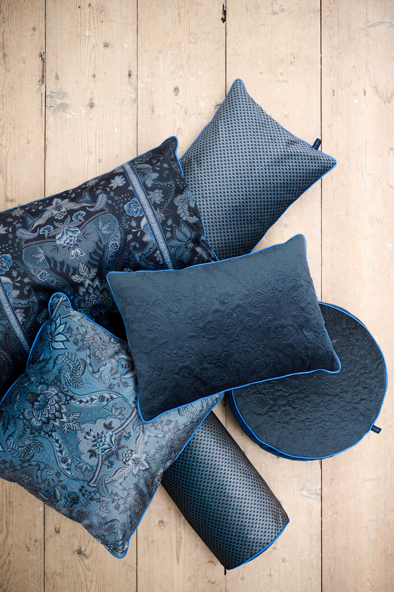 Pip Studio Zierkissen Quiltey Days | blau