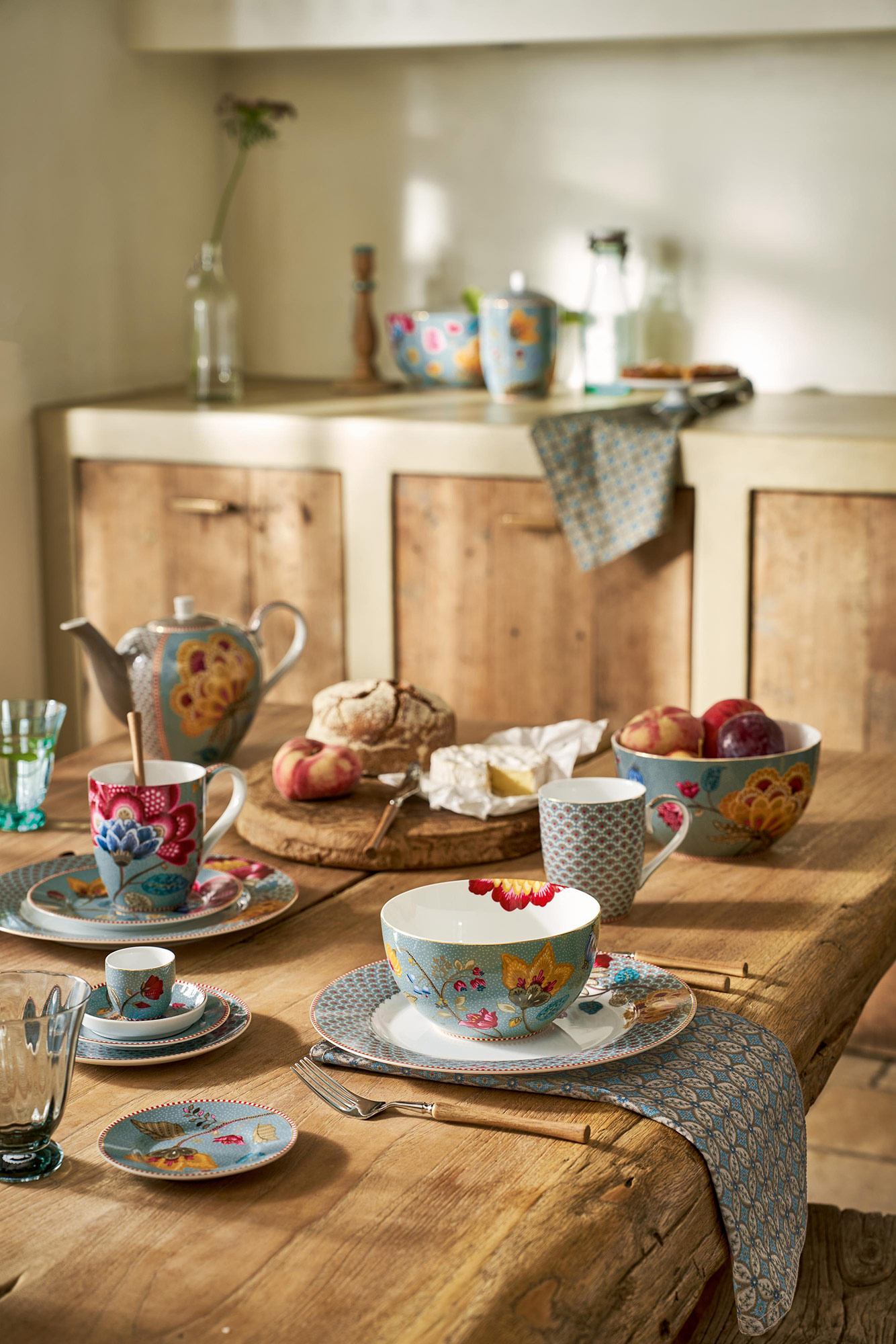 Pip Studio Petit Four Blooming Tales | Fantasy Blue