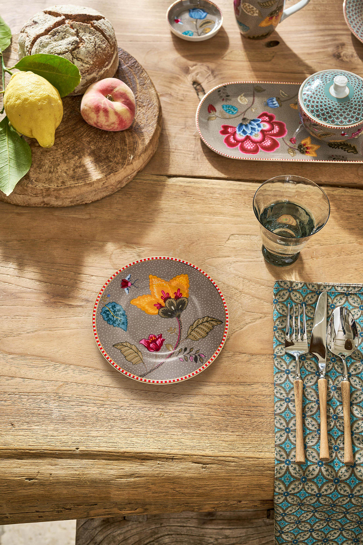 Pip Studio Petit Four Teller Blooming Tales | Khaki