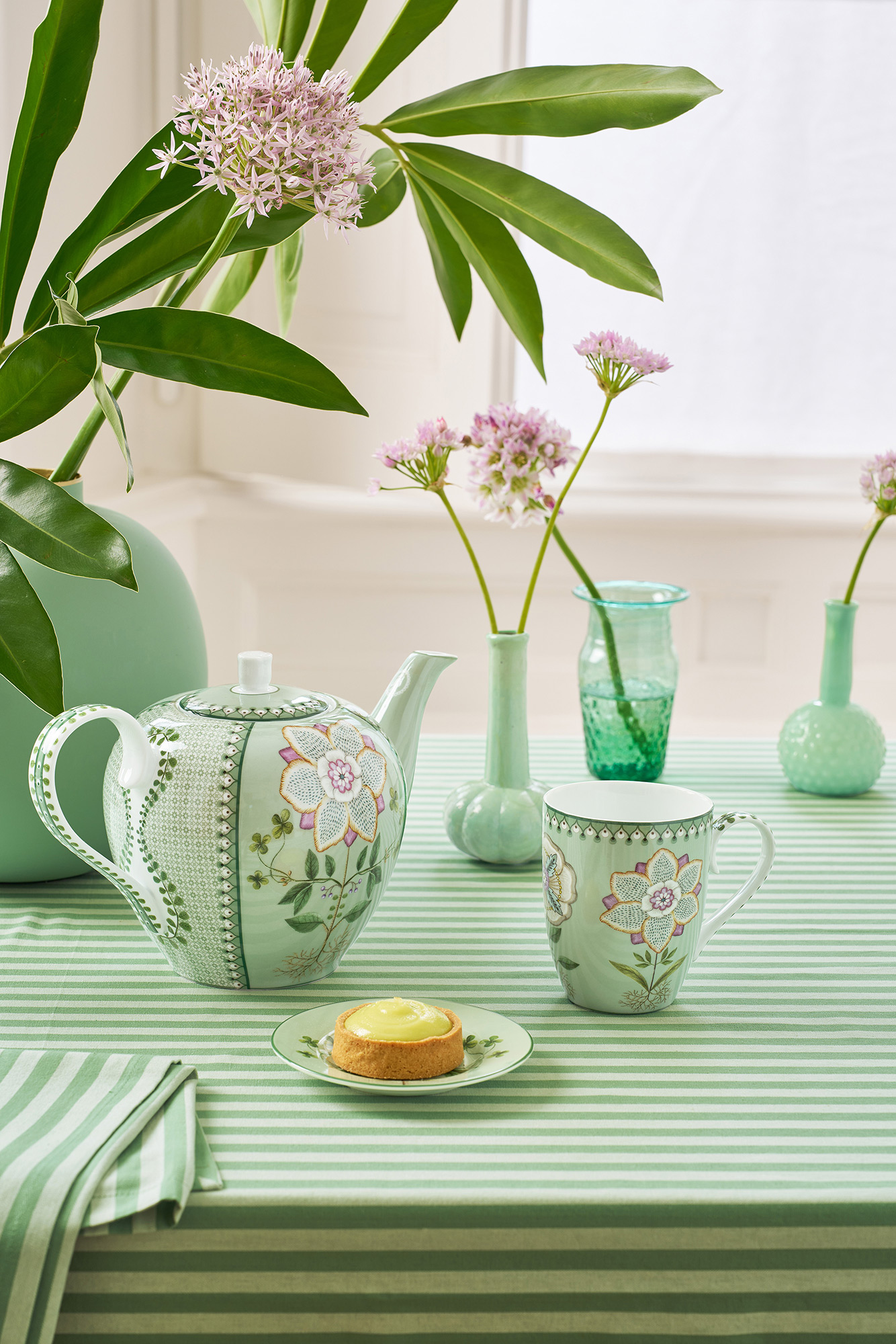 Pip Studio Tasse gross Lily&Lotus | hellgrün