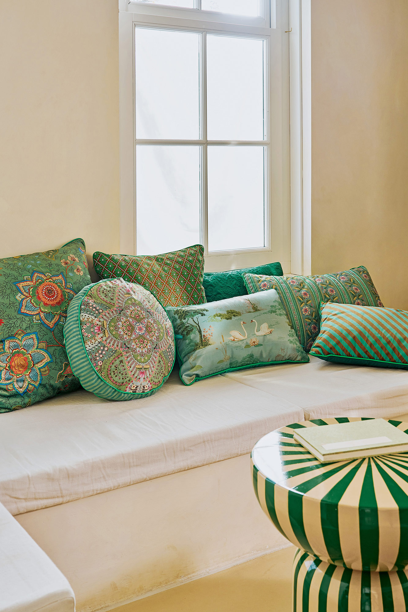 Pip Studio Zierkissen Mumbai Morning | grün