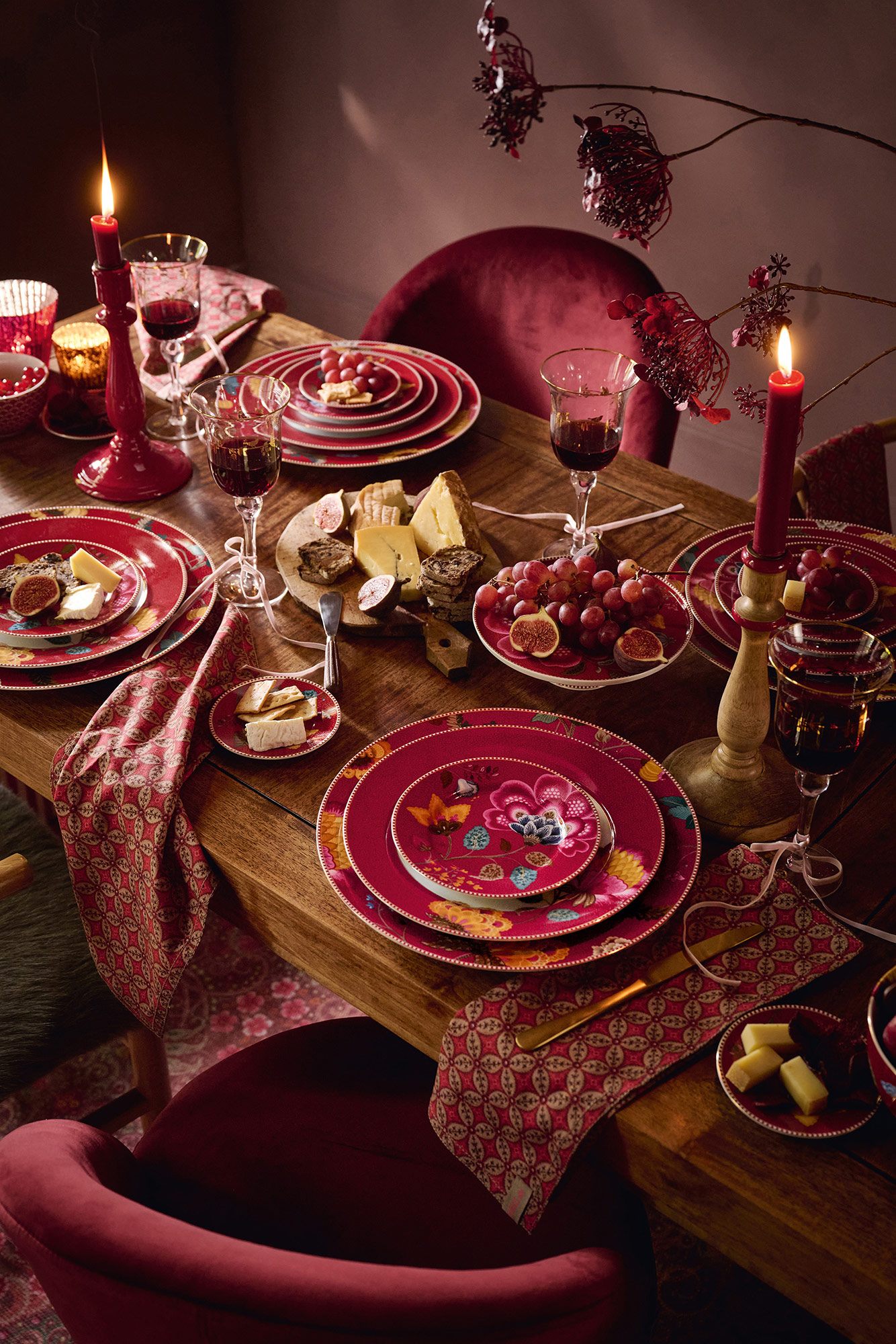 Pip Studio Petit Four Teller Blooming Tales | Dark Red