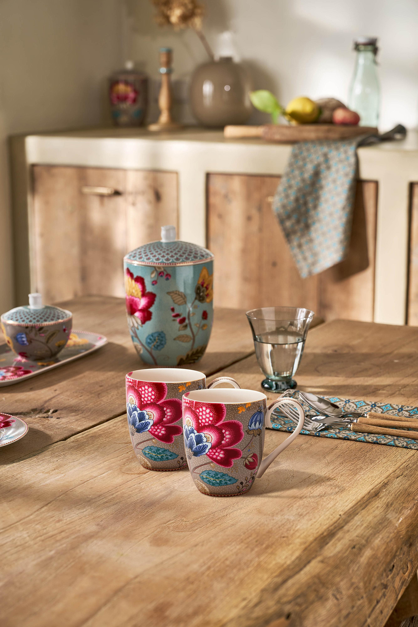 Pip Studio 4er Set Tassen XL Blooming Tales | Khaki