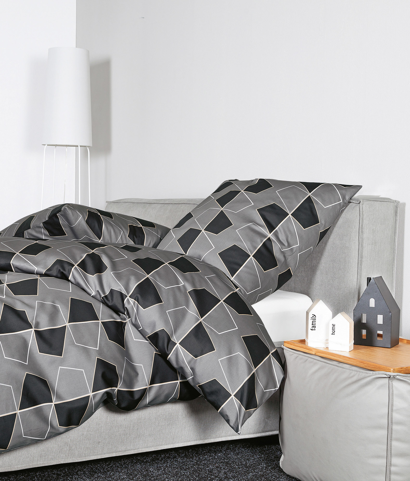 Janine Satinbettwäsche J. D. | 08 platin-anthrazit