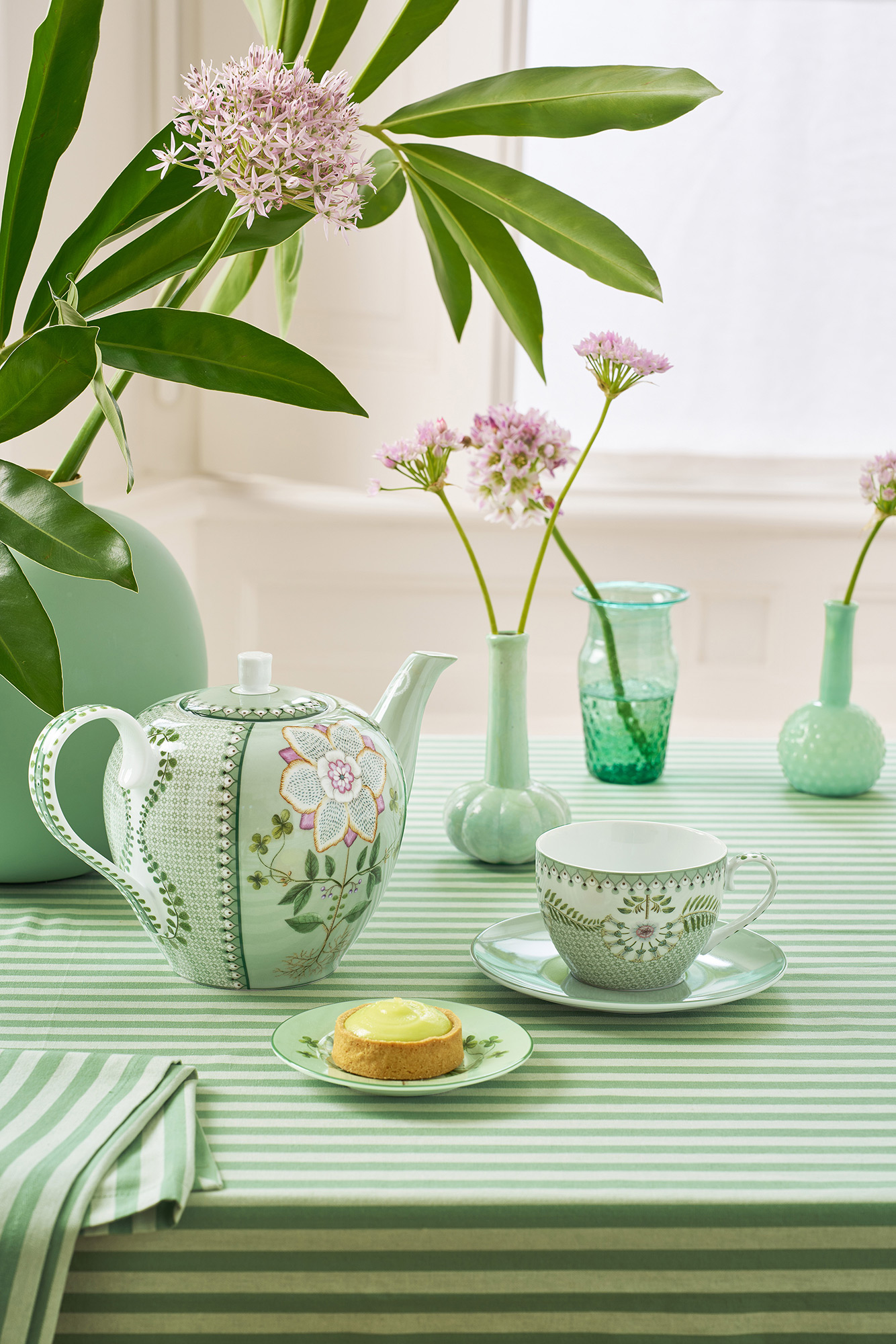 Pip Studio Tasse & Untertasse  Lily&Lotus | hellgrün