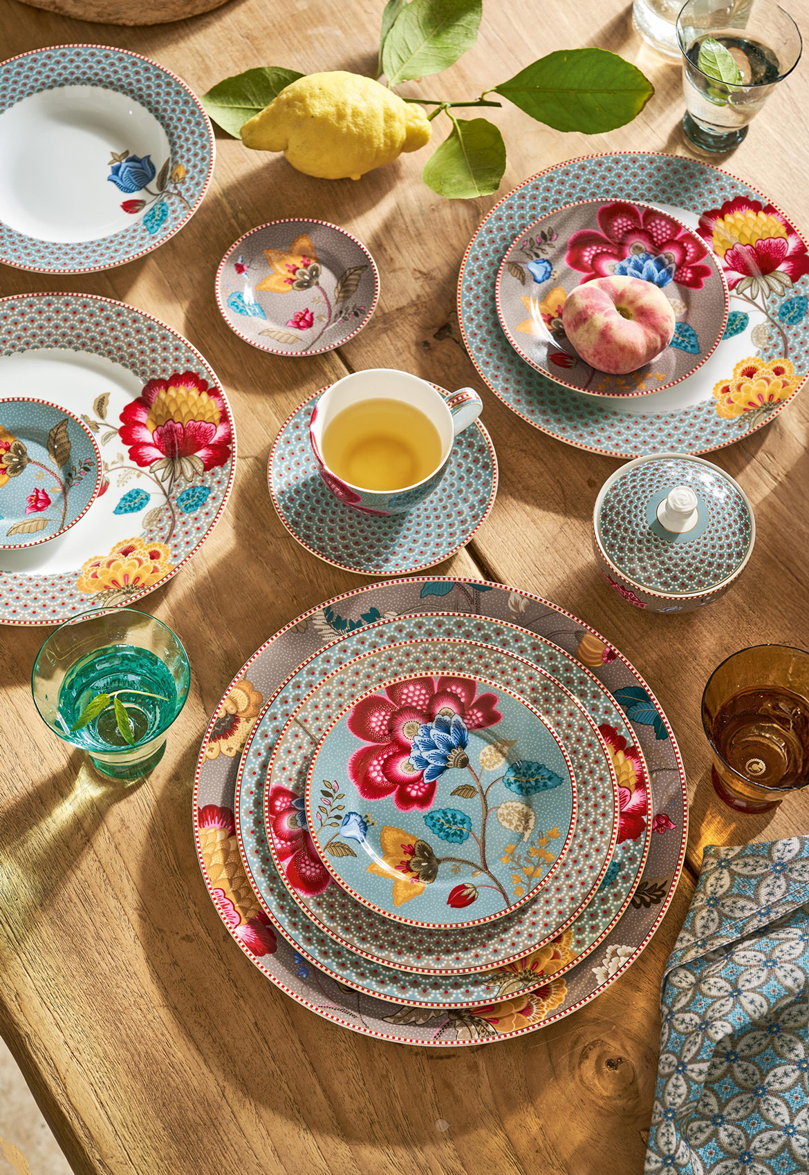 Pip Studio Espressotasse und Untertasse Blooming Tales | Blu